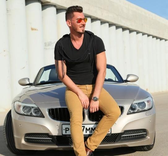 Дмитрий Хорошо