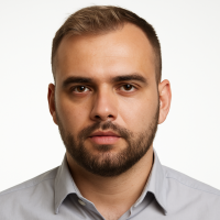 Илья Александров
